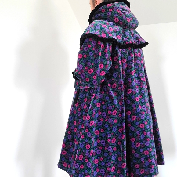 Vintage Other - SOLD!! ⭐HOST PICK⭐ VINTAGE - Children's cotton velvet coat with separate hood.